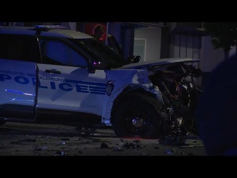 Crash involving CMPD cruiser injures 4 people