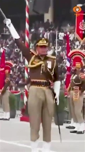 अटारी–वाघा पर Beating Retreat Ceremony में Canine यूनिट्स ने बटोरी सुर्खियां | DD News