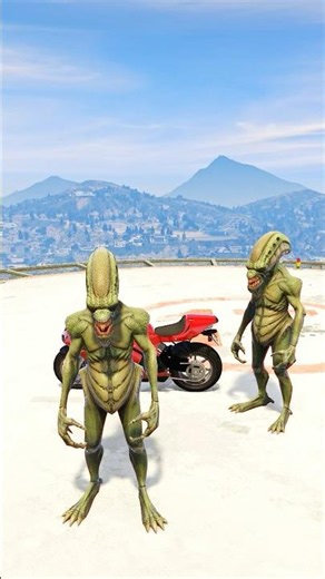 I Pitted Alien Against Alien And This Happened... 🤯 #gta #gta5 #gaming