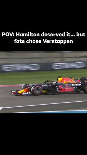 The most controversial F1 finish ever 😳Max vs Hamilton… who really deserved it?