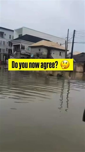 The coastal road is responsible for majority of the flooding happening on the island. At least, Tokunbo Wahab agreed on this one.