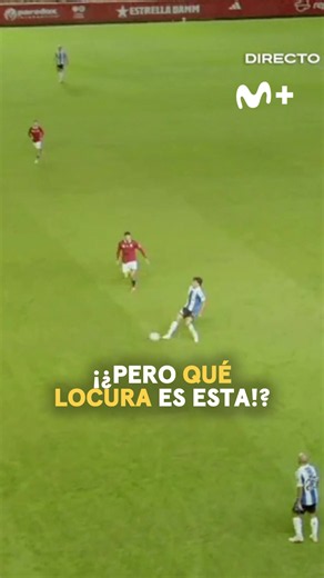 ¡Gol de Eugeni desde el centro del campo para el Nàstic de Tarragona!