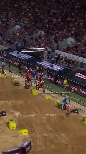 FIM World Supercross Championship on Instagram: "Tomac v Roczen v Savatgy v Craig The Australian GP had it all with a four-way battle at the top of the order #worldsupercross #supercross"