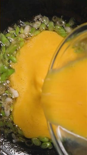 How To Make The Perfect, Silky Eggs For Chinese Fried Rice 🍳🍚