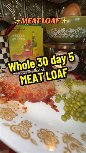 ✨MEATLOAF✨Recipe sautéed 2 cups of yellow onion ,1/2 tsp ground or dried thyme in ghee or oil till tender add 1 TSPB tomato paste ,1 TSPBcoconut amino‘s. Sauté a few minutes set aside in a bowl mix 2Lbs of beef, 1/2 cup almond flour, salt, pepper, 2 eggs beaten, add salt and in your onion mixture gently mix mold into a loaf place on top of a sheet pan covered with parchment paper or in a meatloaf pan on top of a sheet pan bake for 1 hour at 350 ✨Sauce: 1/2 cup tomato sauce, 1 TSPB tomato paste, 