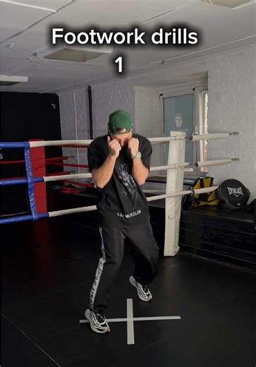 Footwork drills 🥊 #boxing #boxingtraining #boxinglife #boxingtips #boxingdrills