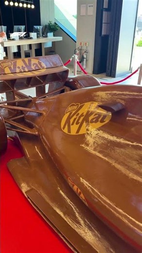 A Rather Large Sweet Treat! 🤯