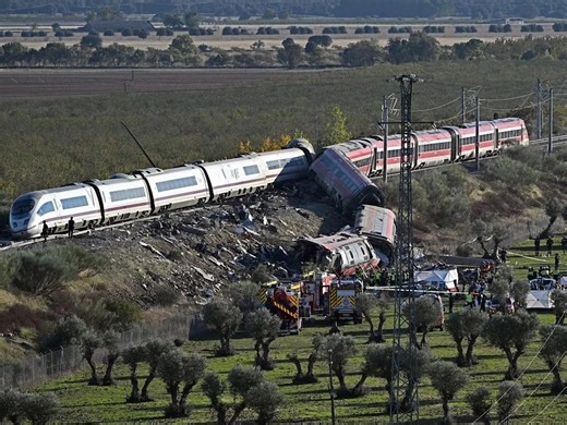 Did control centre's 'inexplicable' decision cause deadly Spain train crash?