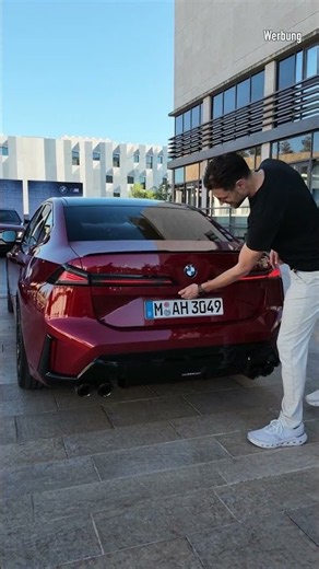 💡Trunk/boot of the BMW M350. This is the all-new BMW 3 Series ICE