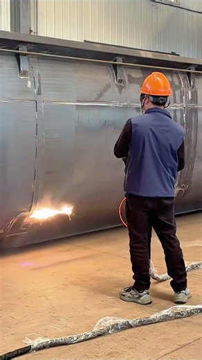 SLC 6050 Cleaning Machine for Large Dump Truck Bodies