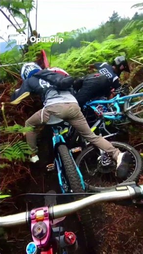 Epic Mountain Bike Race Jumps, Crashes, and Pure Adrenaline! #mtb #downhillracing