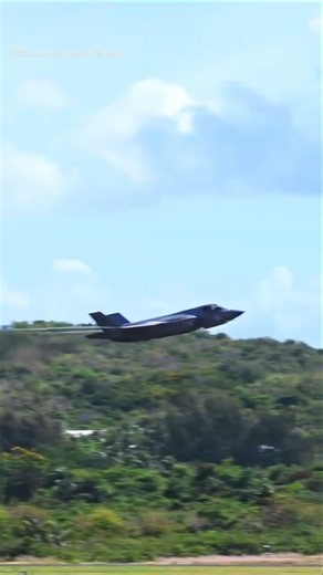 This F-35 Takeoff Looks Unreal