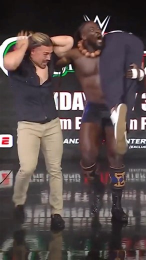 We wonder why no one wants to face Oba Femi… 🤨🫣 #WWERaw
