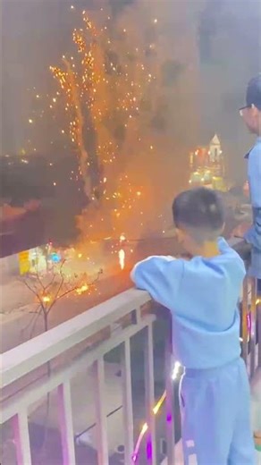 2026 Fireworks Countdown 🔥 The Show Gets CRAZIER!