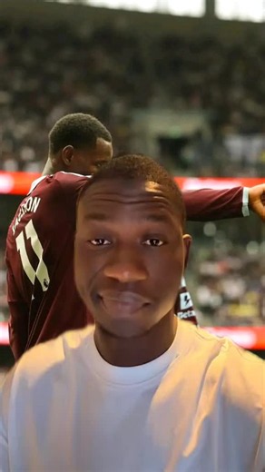 🇸🇳🔥 NICOLAS JACKSON SCORES AGAIN! Nicolas Jackson 🇸🇳 shone today for Aston Villa against Manchester City. He scored two goals and contributed to the Villans' 3-2 victory. ⚽️💪🦁 Jackson continues to make headlines in his new colors! 🇸🇳🔥 #footballer