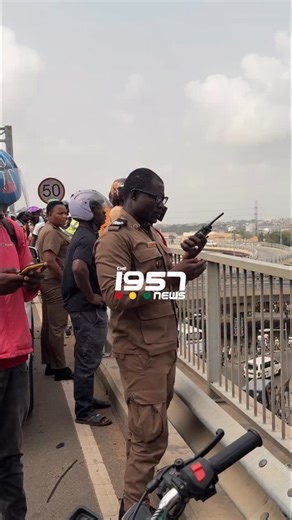 BREAKING | Fire Service tenders arrive at the scene as a fire guts multiple shops, including parts of a bus station, at Kwame Nkrumah Circle. - #the1957news | The1957News