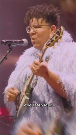 If you didn’t have your 2025 exit song yet, “Future People” live from DC is OUT NOW!💜 Happy NYE!