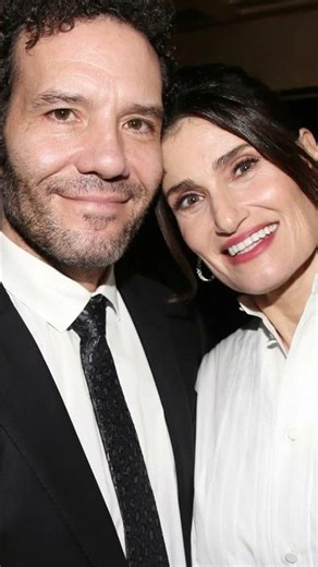 Idina Menzel Reveals How Frozen Helped Her Through Divorce From Taye Diggs