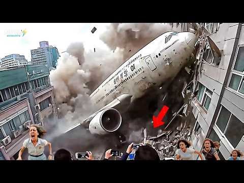 60 Shocking Plane Crashes and Mistakes Caught on Camera #4 - Best Of Month