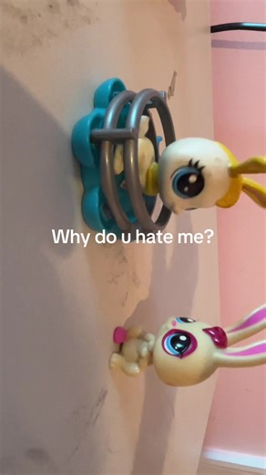 Laugh. Its supposed to be funny..#lps #funny #littlestpetshop #fyp | Lps Toys