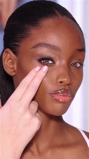 ✨☀️ How to use the NEW! UNREAL Highlighter ☀️✨#charlottetilbury #makeuptutorial #highlighter