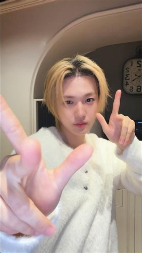 ‧₊˚ ⋅🤜🫷‧₊˚ ⋅