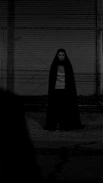 A Girl Walks Home Alone At Night (2015) | Iranian vampire western
