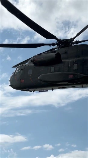 Flyby👋 German Air Force CH-53 Helicopter