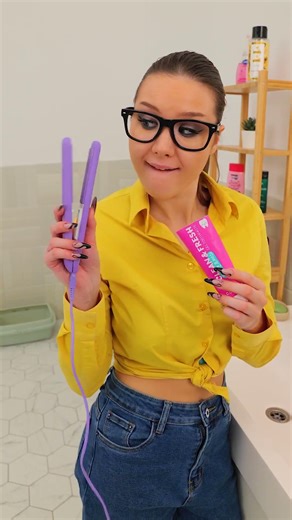 Comment what you think was in the toothpaste !🤣🪥 #LOL #PRANK