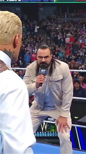 THREE STAGES OF HELL?!?? These two are going to absolutely destroy each other 🫣 #SmackDown | WWE