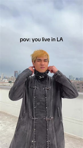 Exploring Night City in Cyberpunk 2077