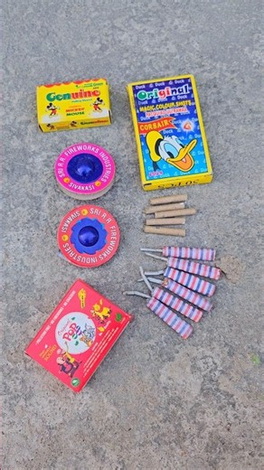 Different Types Of Diwali Fireworks Experiment & Testing [Bidi Bomb] [Pop Pop] ‪@IndianCrazyKing.‬