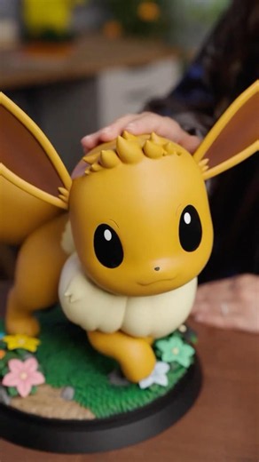 LIFE-SIZE Eevee Pokémon Figure Reveal by Sideshow