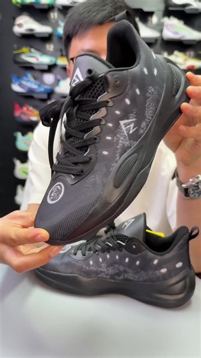 Austin reaves 2 from ieago. Legit ieago brand. Super spiky. Light weight. Good for basketball volleyball and pickleball. Sobrang solid. #ieago #basketballshoes #austinreaves #ar2 #sneakers