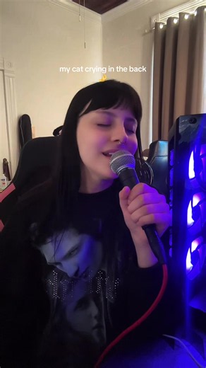 Sienna Spiro's Incredible Harmonizing on 'Die on This Hill' 🤌