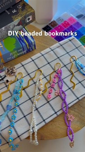 DIY beaded bookmarks #craftideas #booktube