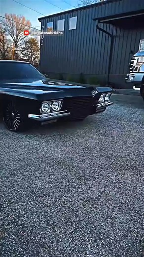 The Daring Design of the 1972 Buick Riviera