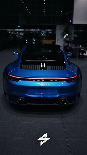 Speed Meets Luxury | Porsche
