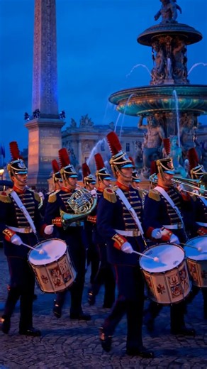 Republican Guard Band Marching at Place de la Concorde 🇫🇷 | Paris Blue Hour