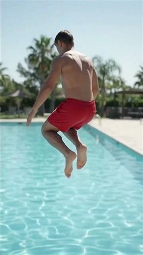 🏊 The Perfect Summer Pool Cannonball