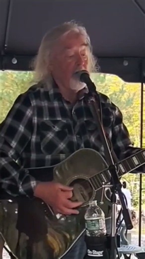 The Gambler Live Kenny Rogers #shorts #1970smusic #countryclassics