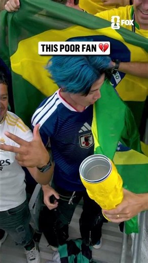 The interaction between this Japan and Brazil fan after the match