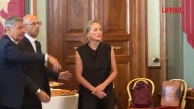 Sharon Stone a Roma, la star americana con i Nobel incanta il Campidoglio