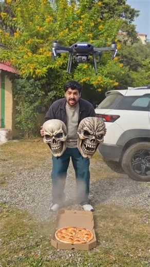 drone delivery pizza #pizza #delicious #delivery #drone #robot #fyp #mask #mandrone #pizzaslice