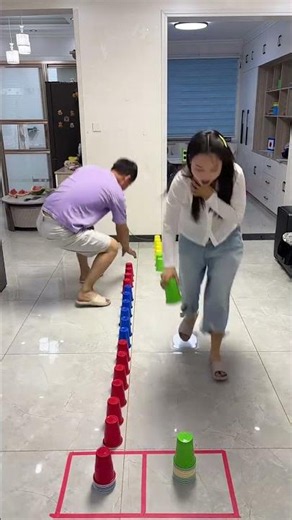 Family Balloon Stomp Challenge #Funny #Comedy #Fun #FunnyShorts #FunnyFails #FunnyGames