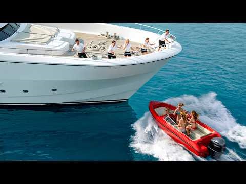 Total Idiots In Boats Caught on Camera!