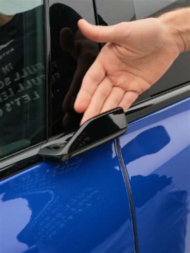 💡Winglet door handles also now at Audi! With the Audi A2 e-tron, the next generation A2 which is the all-electric one. Basic details: Built in Ingolstadt, MEB platform, optional Matrix LED, length 4,32 m 170“, 18“-20“ wheels, big battery 79 kWh NMC, medium battery 58 kWh LFP, small battery 50 kWh LFP, RWD, 170 to 326 hp, up to 646 km WLTP range, towing 1,6 t, price from 38.000 Euro, highest trim full spec towards 60.000 Euro. #audi #audia2 #audia2etron
