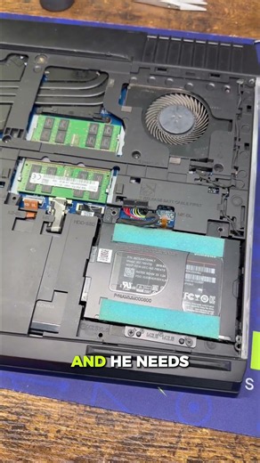 V1 E2 2025 11 12 Alienware 15 R4 8tb M 2