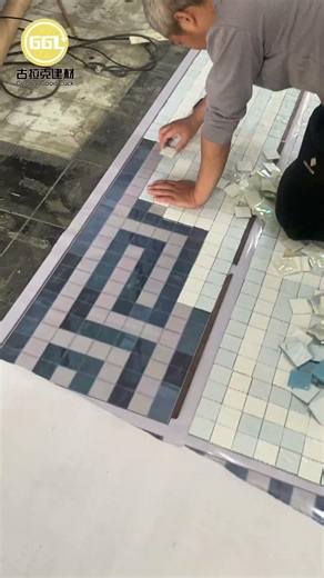 glass mosaic#interior #backsplash #pools #mosaic #interiordesign #tiles #