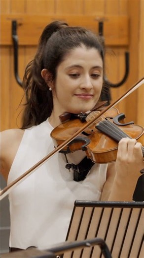 María Dueñas dazzles in Korngold’s Violin Concerto Finale 🎻#MariaDueñas #Korngold